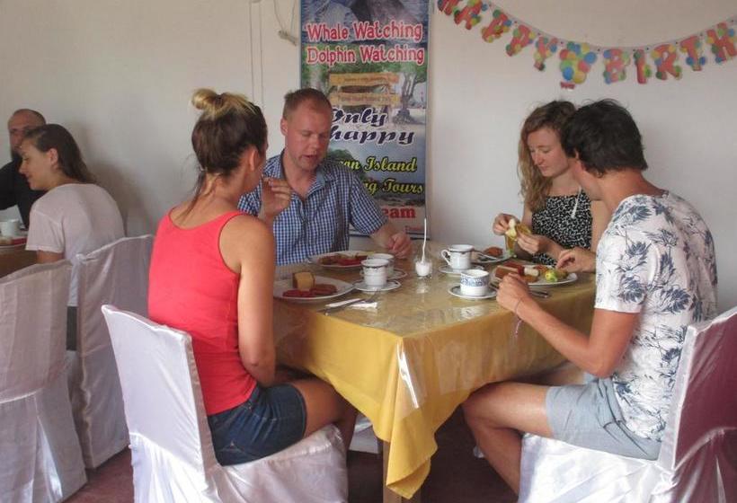 צימר Uppuveli Beach House