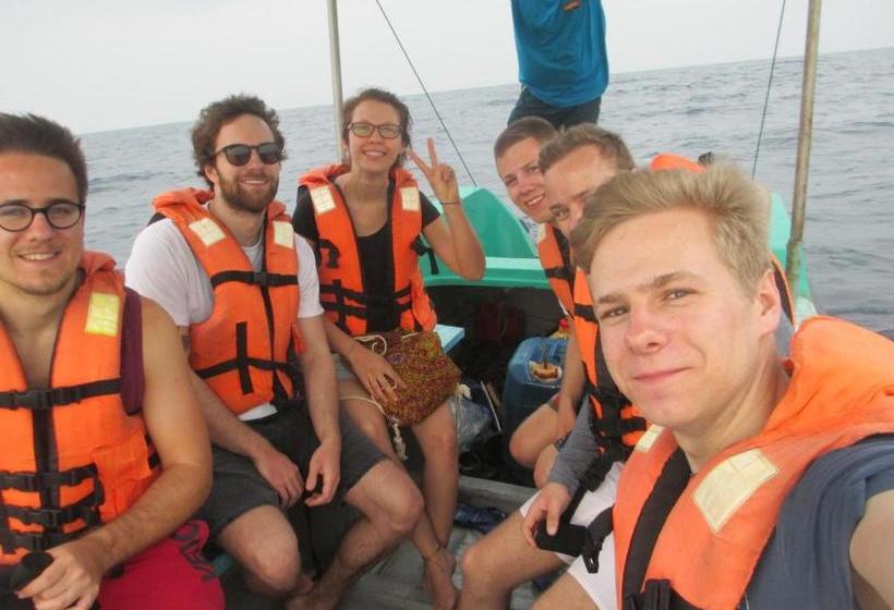 צימר Uppuveli Beach House