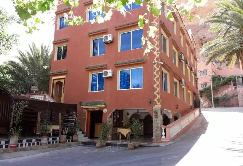 ホテル Riad Camping Atlas