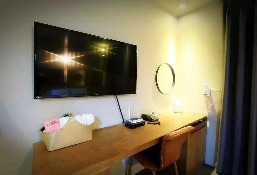 Hotel Chuncheon Urbane