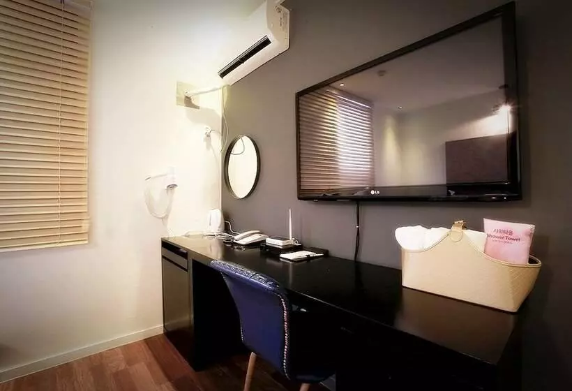 Hotel Chuncheon Urbane