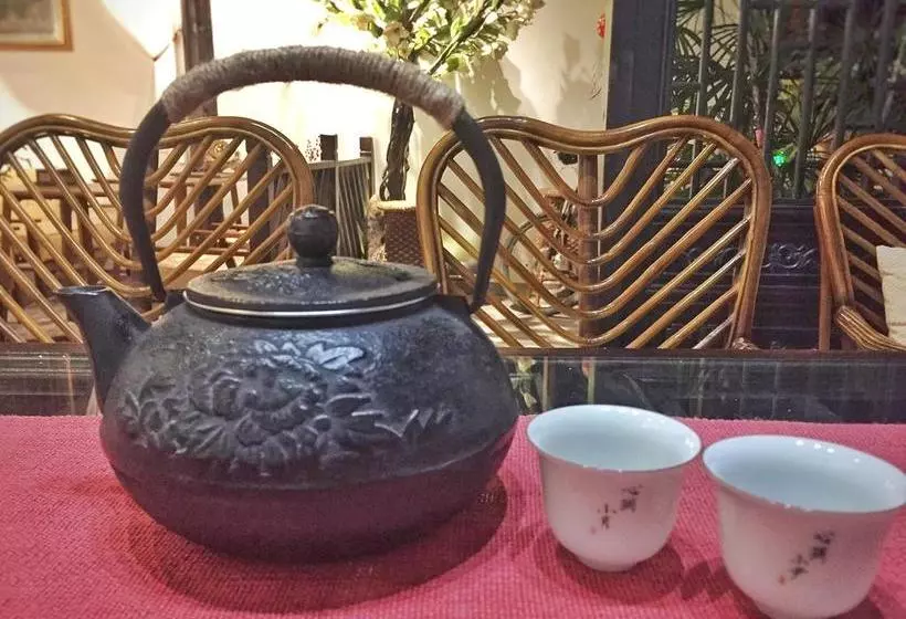 هتل Heshun Xinyue Boutique Inn