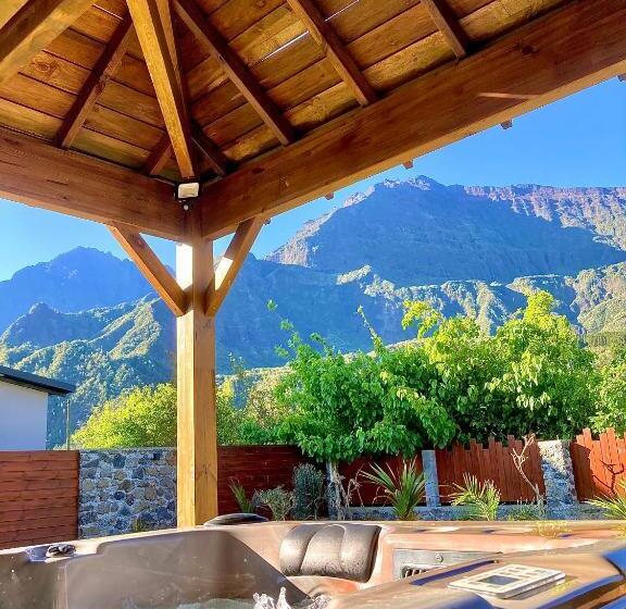 هتل La Villa Kazuera