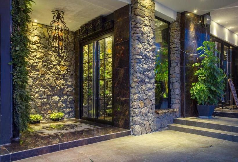 בית מלון כפרי Midori Concept