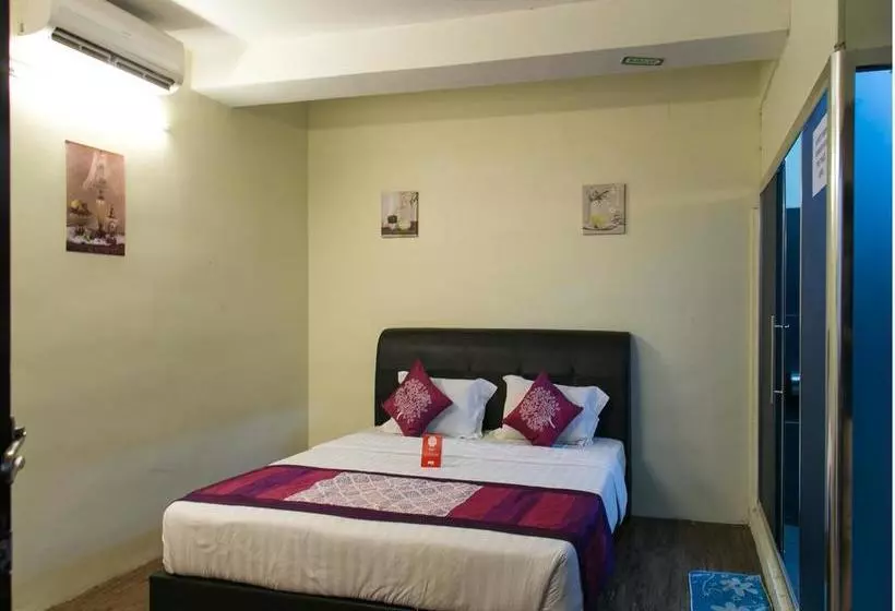 ホテル Oyo Rooms Jalan Airport City