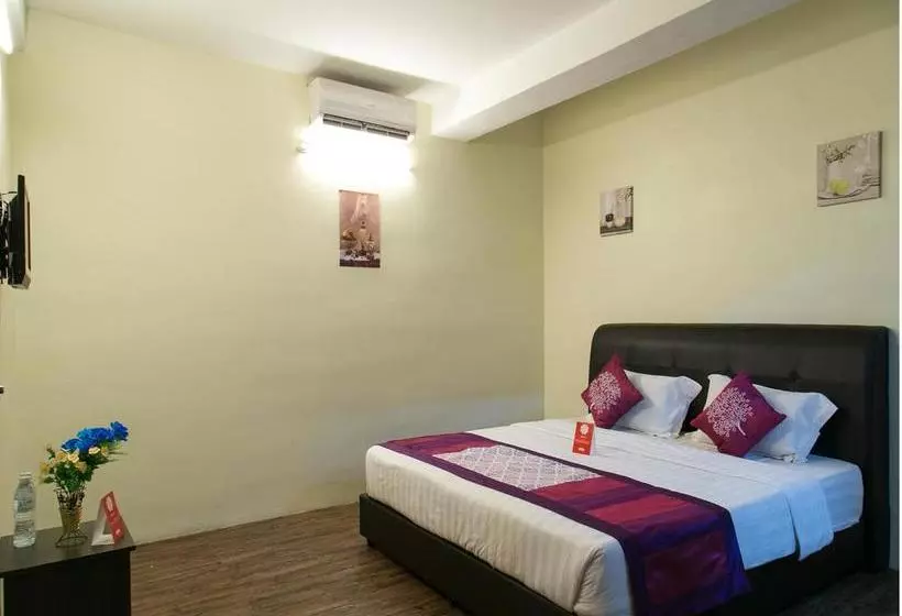 ホテル Oyo Rooms Jalan Airport City
