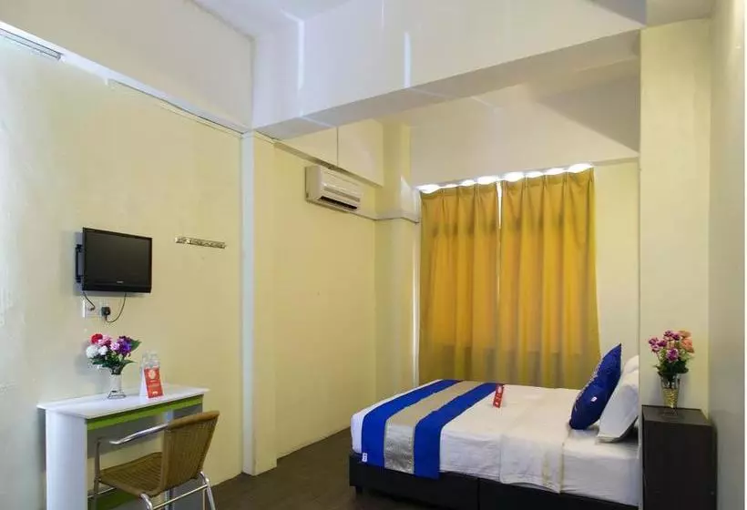 ホテル Oyo Rooms Jalan Airport City