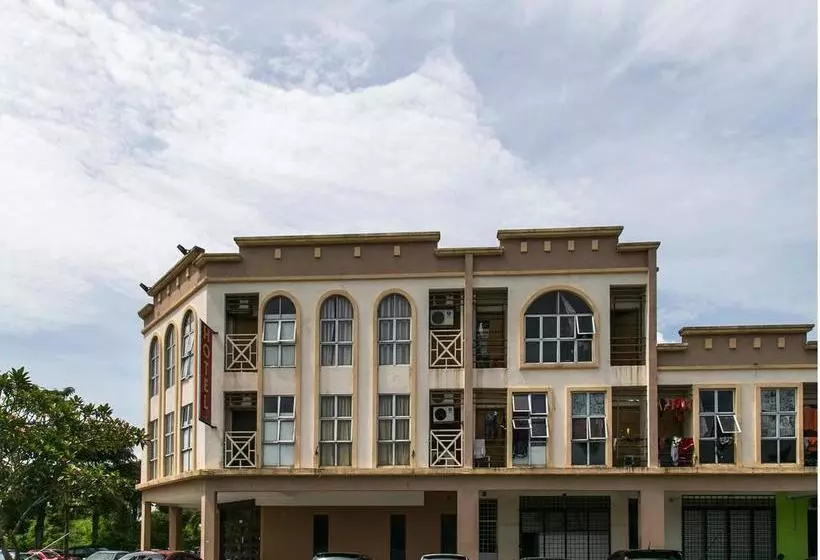 ホテル Oyo Rooms Jalan Airport City