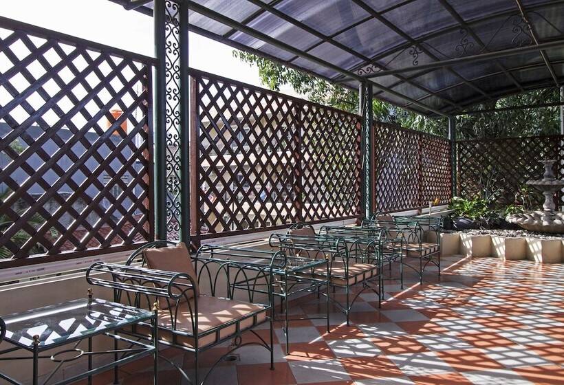 Hotel Reddoorz @ Pejaten Raya