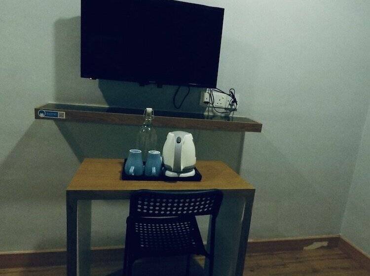 Hotel Ariana Iskandar