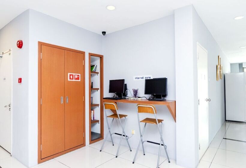 Hotel Ariana Iskandar