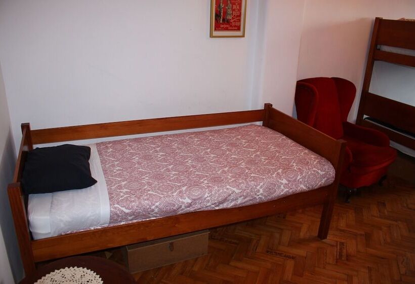 Lisboa Arte Hostel