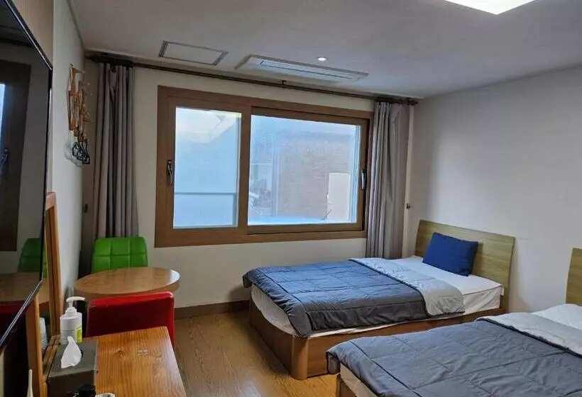 Samda Hostel