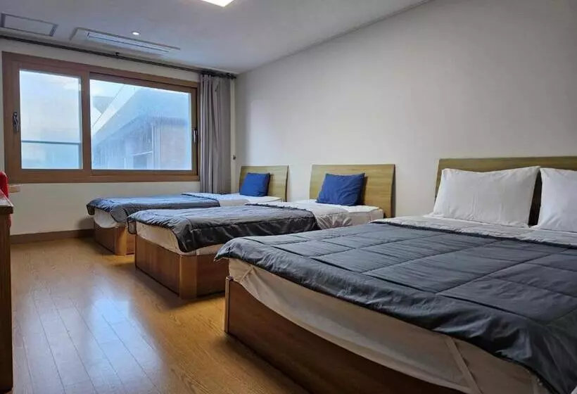 Samda Hostel