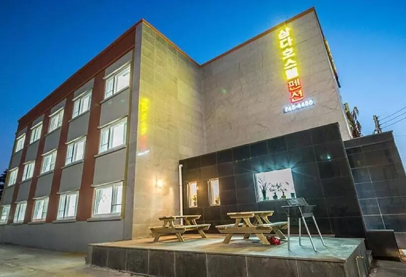 Samda Hostel