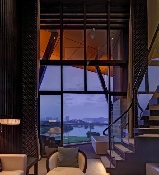 منتجع Shenzhen Castle Golf