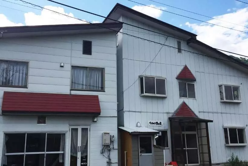 Retkeilymaja Hakuba Cortina Backpackers