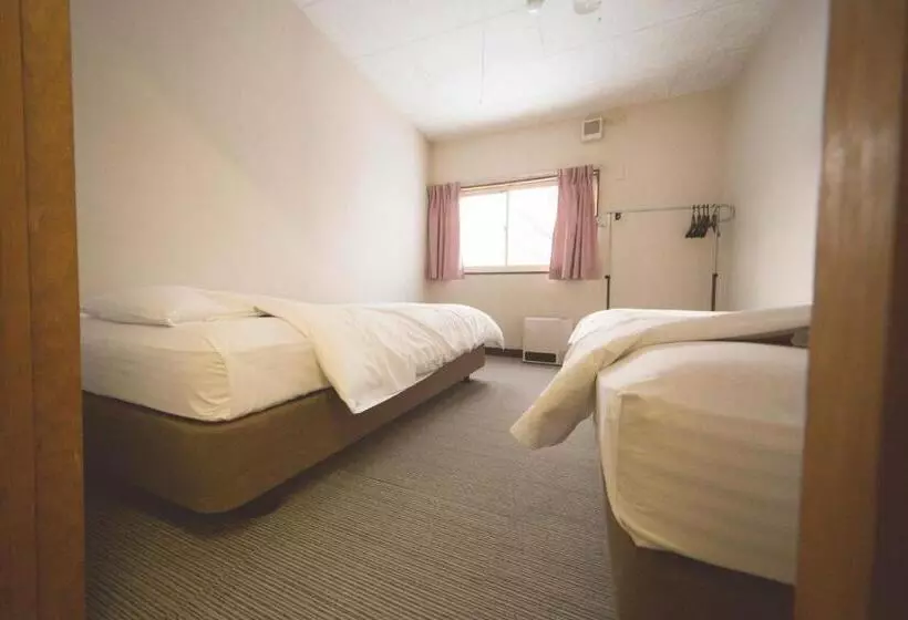 Retkeilymaja Hakuba Cortina Backpackers