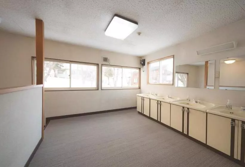 Retkeilymaja Hakuba Cortina Backpackers