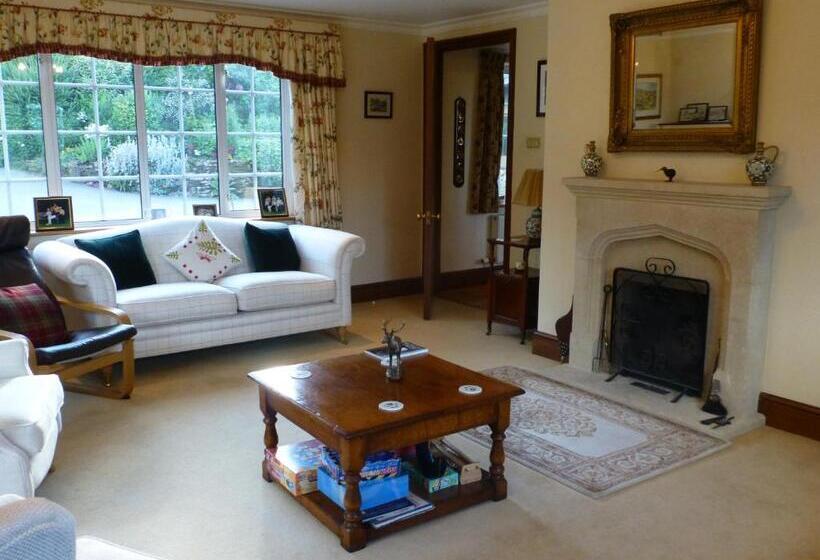 Bed and Breakfast Whiteways Farmhouse