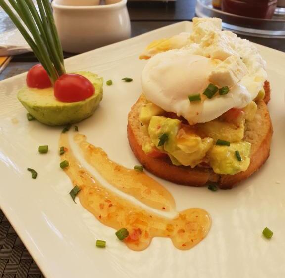 هتل Malville Boutique