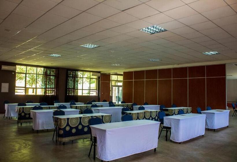 هتل Malville Boutique