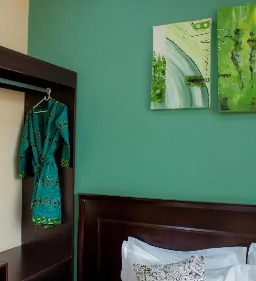 هتل Malville Boutique