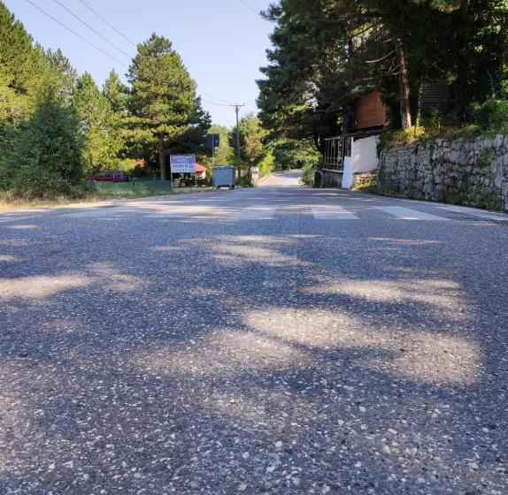 ホテル Toni Llogora