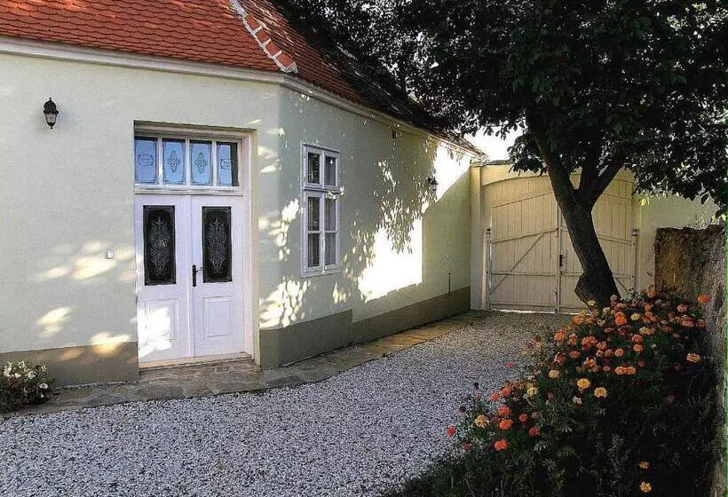 ペンション Muzeum Lesná:penzion A Camping