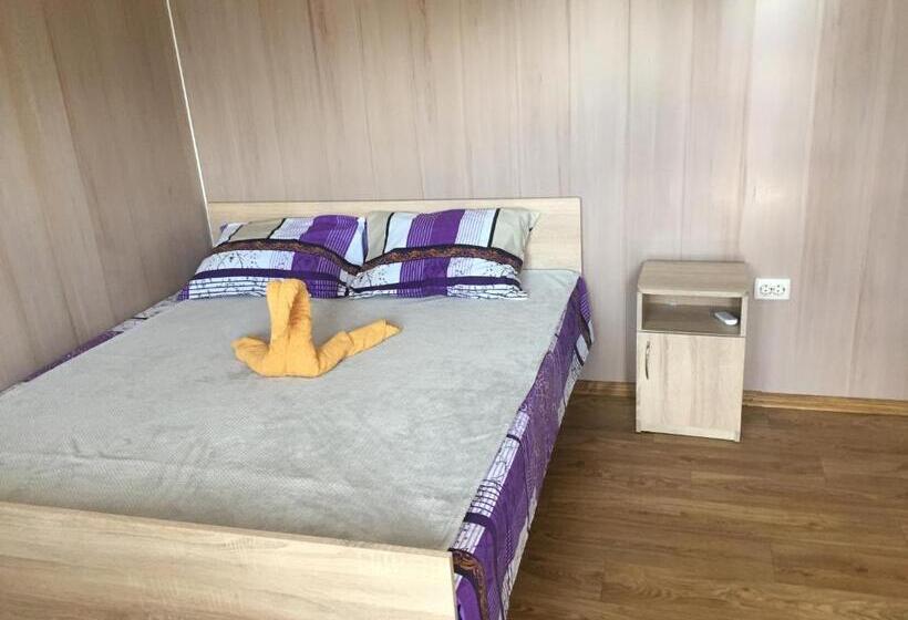 Panzió Nomera U Moria