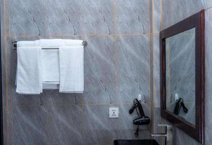 Пансион Sala Kanseng Home