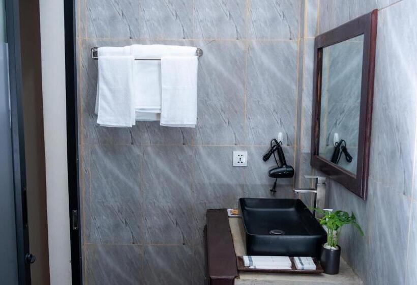 Пансион Sala Kanseng Home