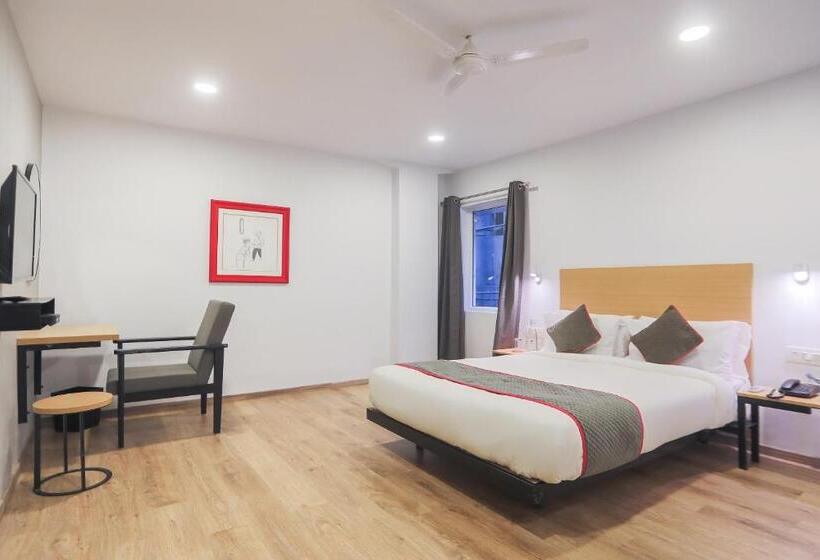 Super Oyo Townhouse 143 Hotel Royal Garden Park Street Mullick Bazar Crossing