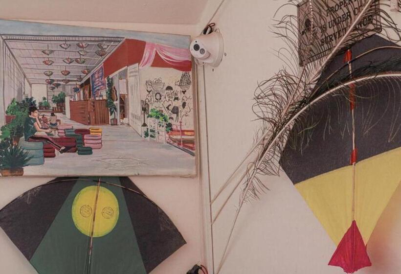 هاستل Chillout   A Boutique Hotel & Rooftop Restaurant Jaipur