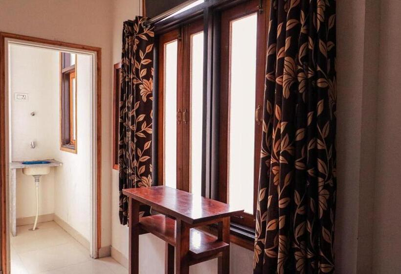 هاستل Chillout   A Boutique Hotel & Rooftop Restaurant Jaipur