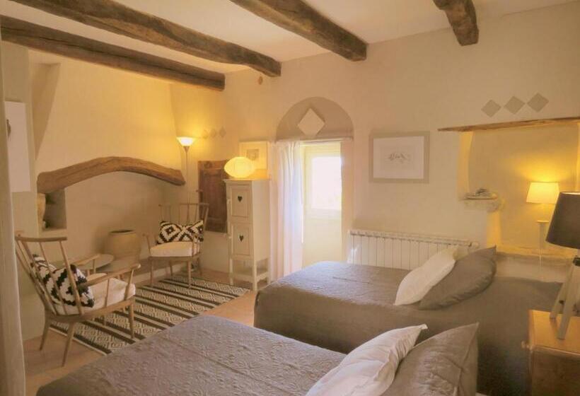 住宿加早餐  Les Buis De Lussan