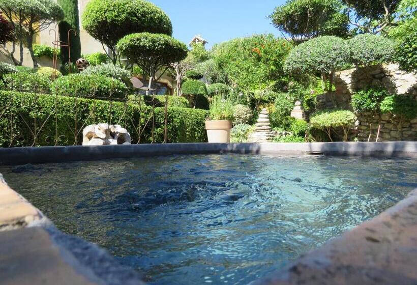 住宿加早餐  Les Buis De Lussan