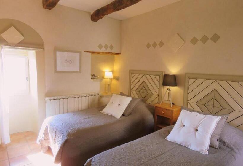 住宿加早餐  Les Buis De Lussan