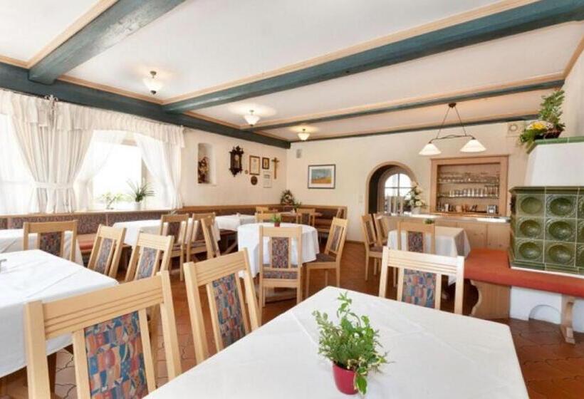 Hotel Gasthof Zur Linde