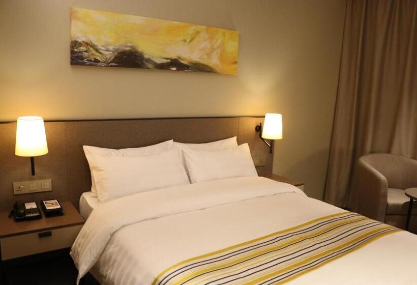 Hotel Home Inn Plus Shanghai People S Square East Jinling Road