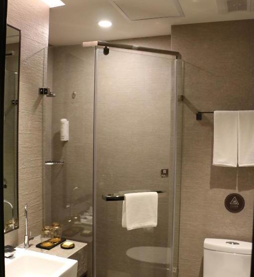 Hotel Home Inn Plus Shanghai People S Square East Jinling Road