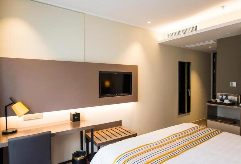 Hotel Home Inn Plus Shanghai People S Square East Jinling Road