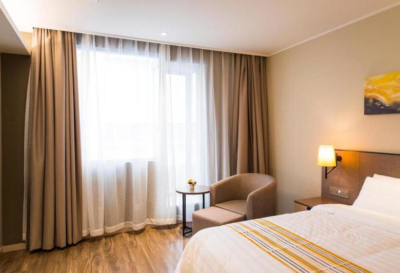 Hotel Home Inn Plus Shanghai People S Square East Jinling Road