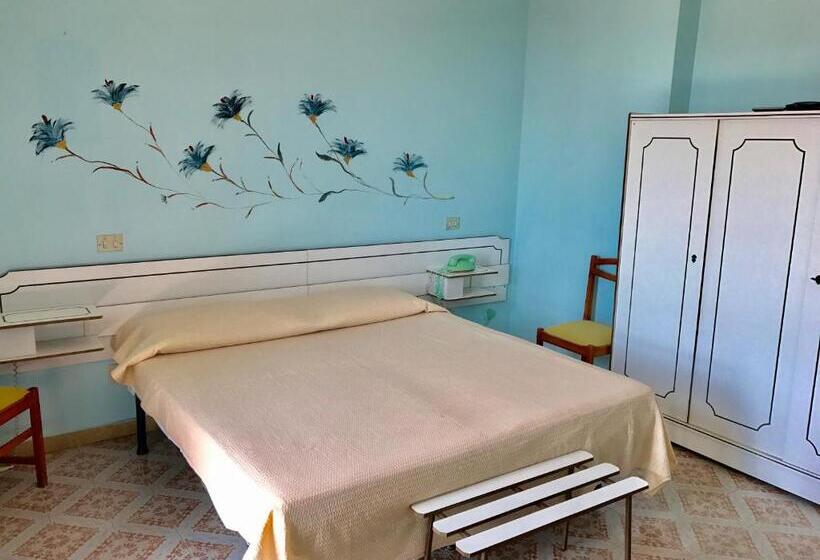 ホテル Marina Blu