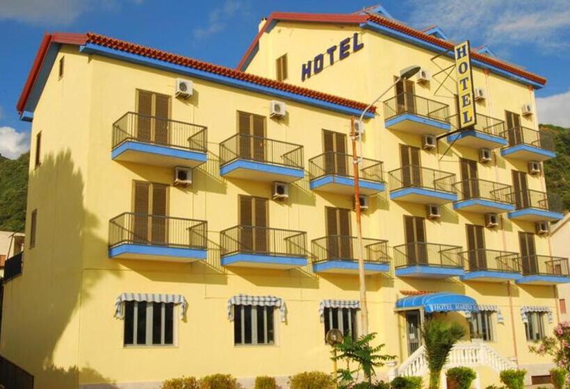 ホテル Marina Blu