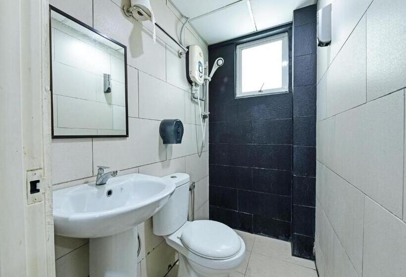 هتل Oyo 91009 One Enigma