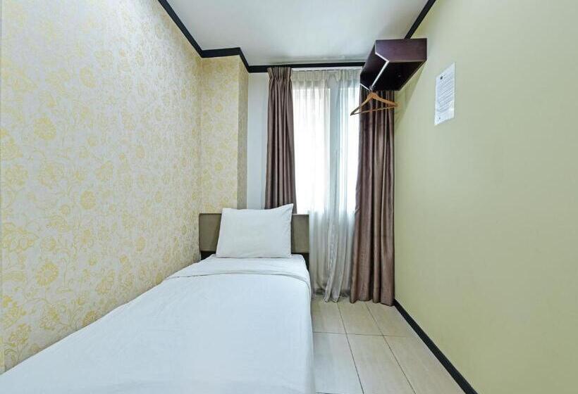 هتل Oyo 91009 One Enigma