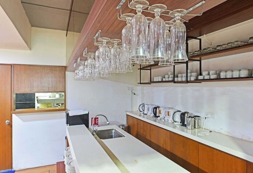 هتل Oyo 91009 One Enigma