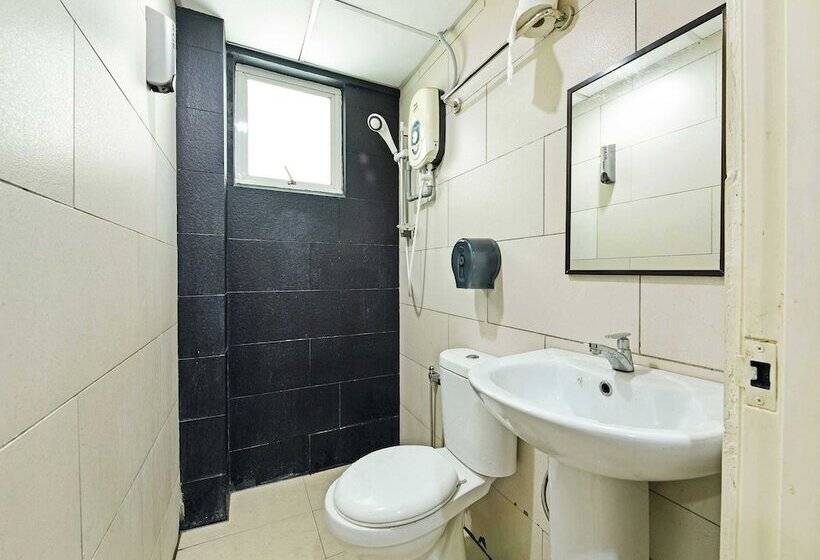 هتل Oyo 91009 One Enigma