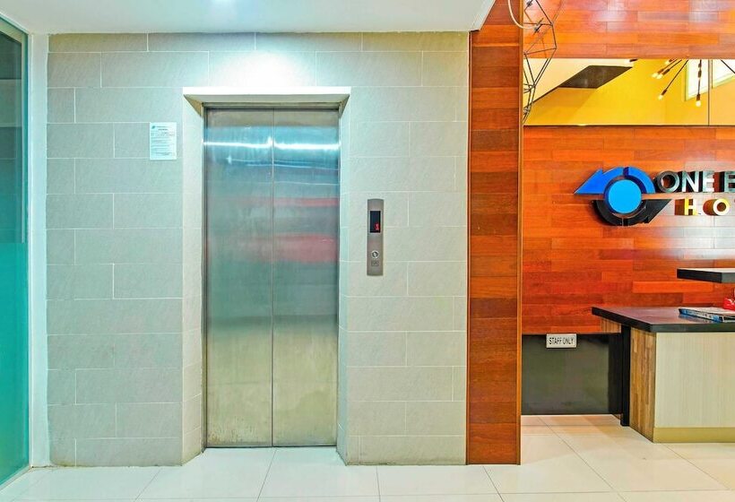 هتل Oyo 91009 One Enigma